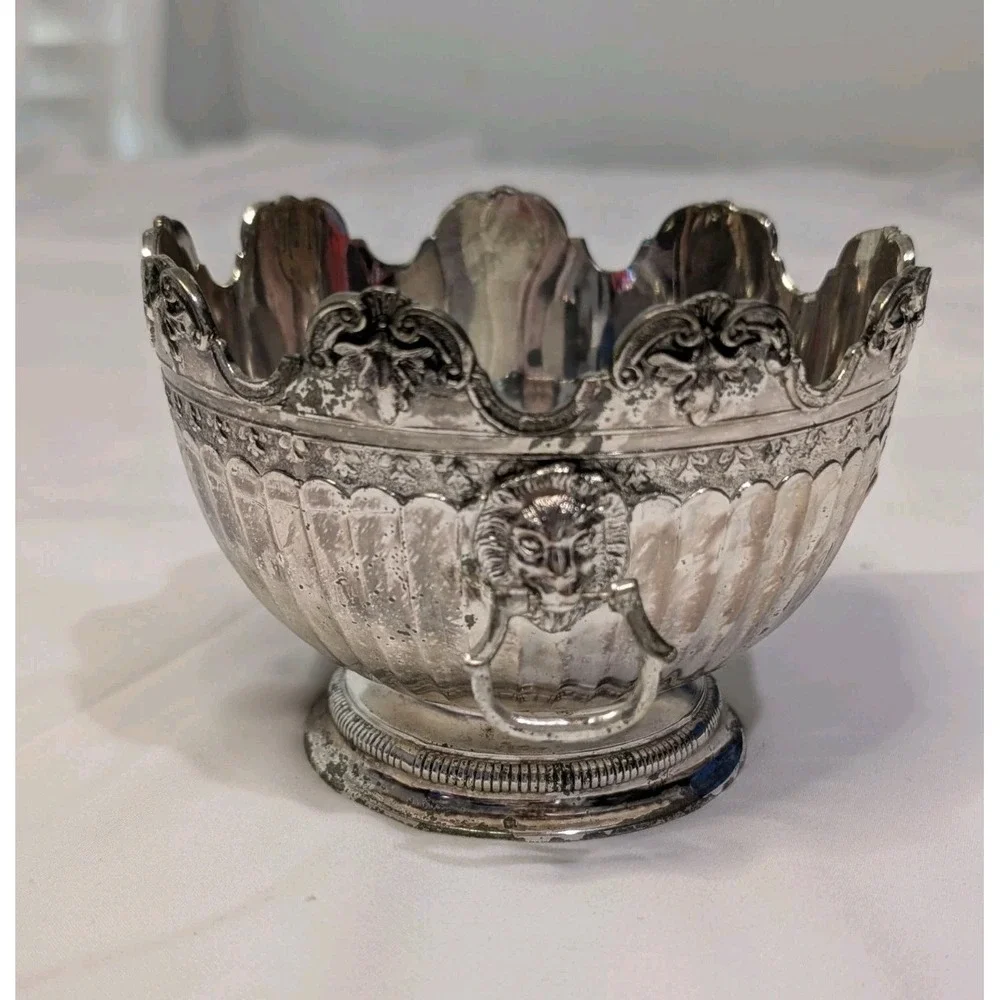 Vntg Silverplate Monteith-Style Lion's Head Bowl Ring Handles Japan Made Ornate